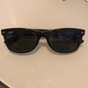 Black Ray-Ban RB2140 Wayfarer Sunglasses